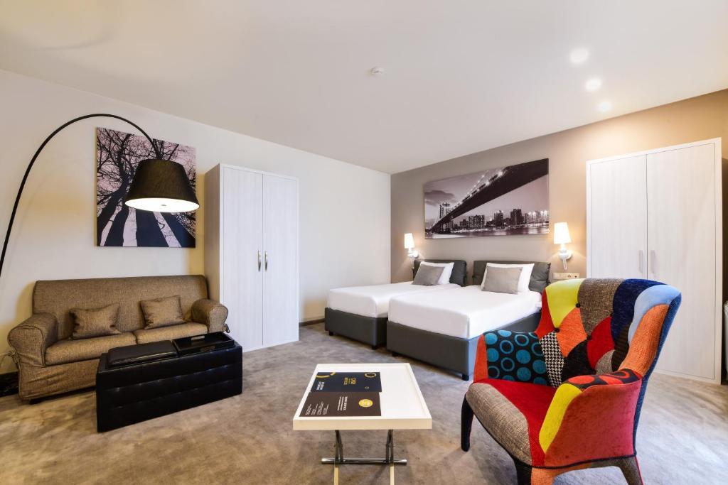 Opera Suite Hotel Jerevan Eksteriør bilde